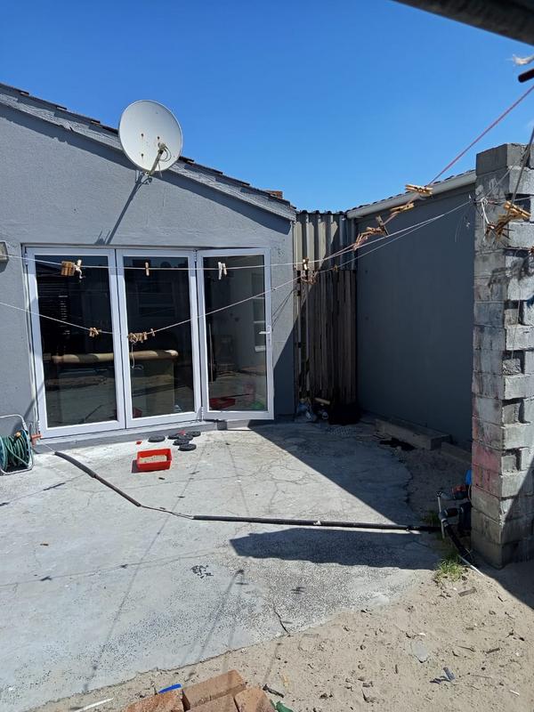 3 Bedroom Property for Sale in Portlands Western Cape